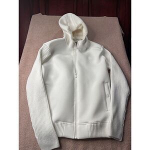 Stone Falcon Jacket Men's Sz Medium Off white Sherpa Lined Hoodie Sweater Sleeve